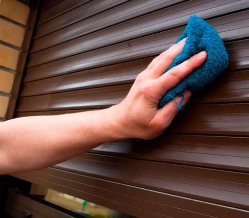 ¿Cómo te podemos ayudar en la reparación de persianas? ¿Cómo te podemos ayudar en la reparación de persianas?